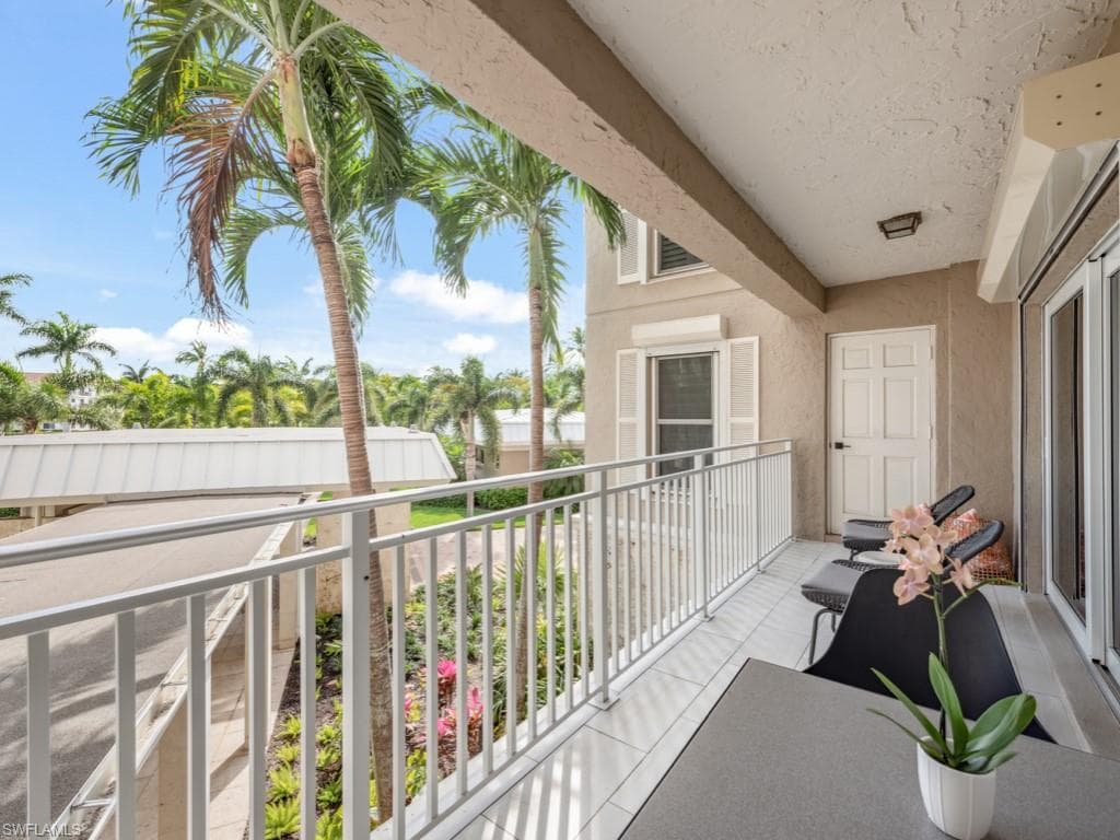 2901 Gulf Shore Blvd N 101s, Naples, FL 34103-30
