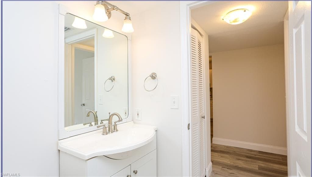 717 Landover Cir 101, Naples, FL 34104-20