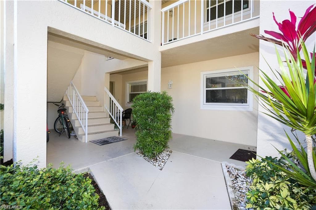 717 Landover Cir 101, Naples, FL 34104-4
