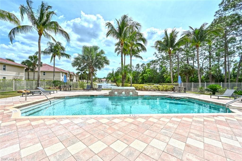 8225 Ibis Club Dr 211, Naples, FL 34104-29