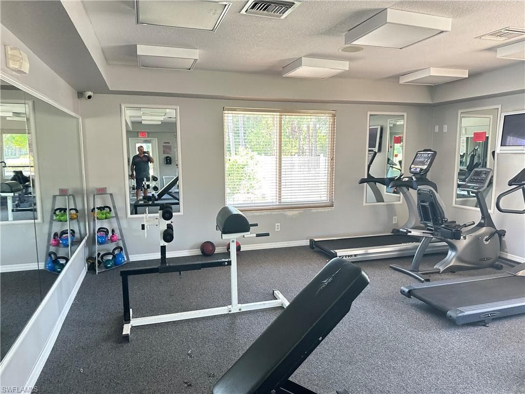8225 Ibis Club Dr 211, Naples, FL 34104-38