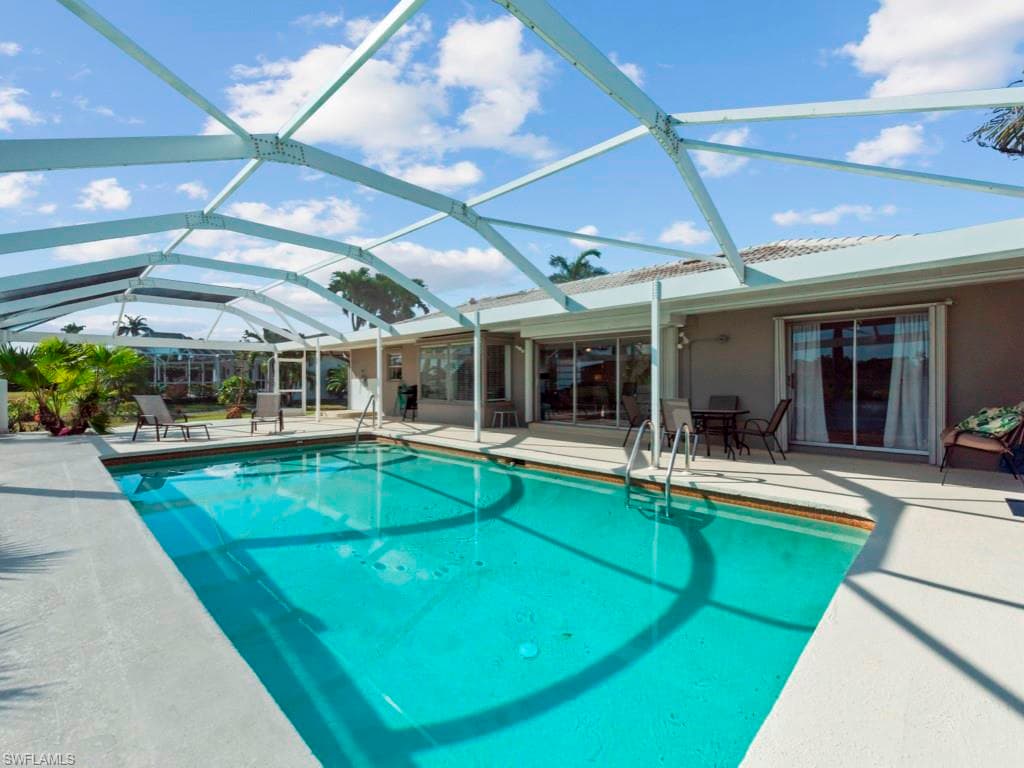 1258 Jamaica Rd, Marco Island, FL 34145-6