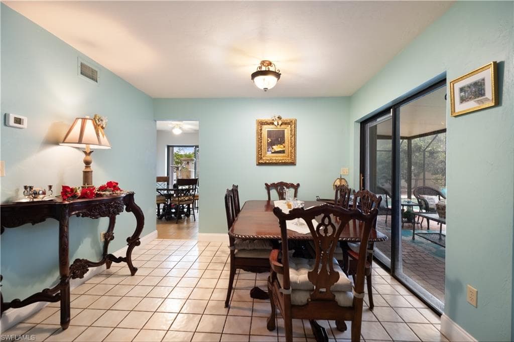 1250 Jardin Dr, Naples, FL 34104-9