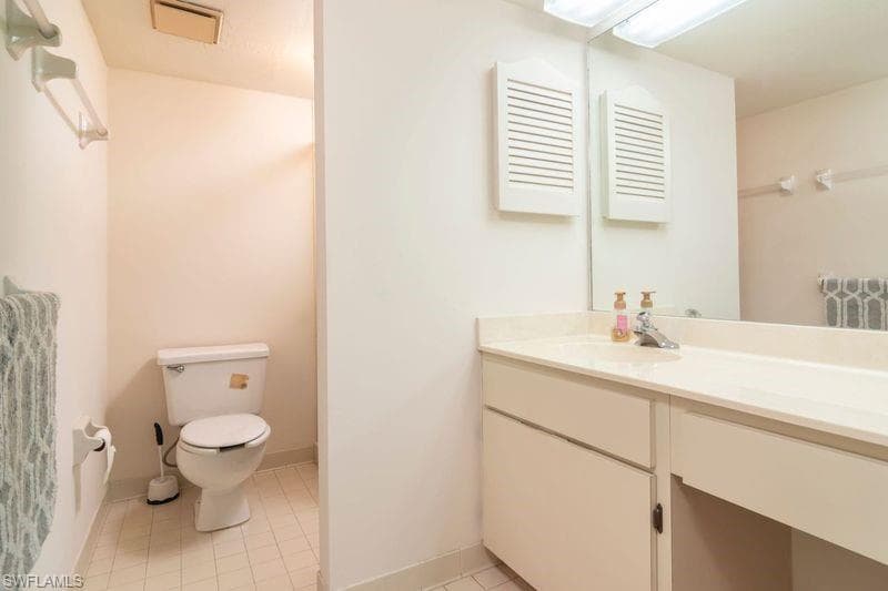 226 3rd St 212, Bonita Springs, FL 34134-11
