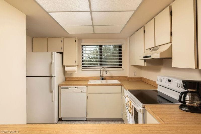 226 3rd St 212, Bonita Springs, FL 34134-6