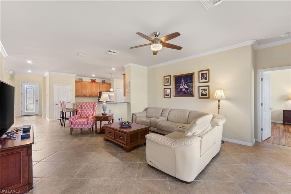 2255 Vermont Ln, Naples, FL 34120-15