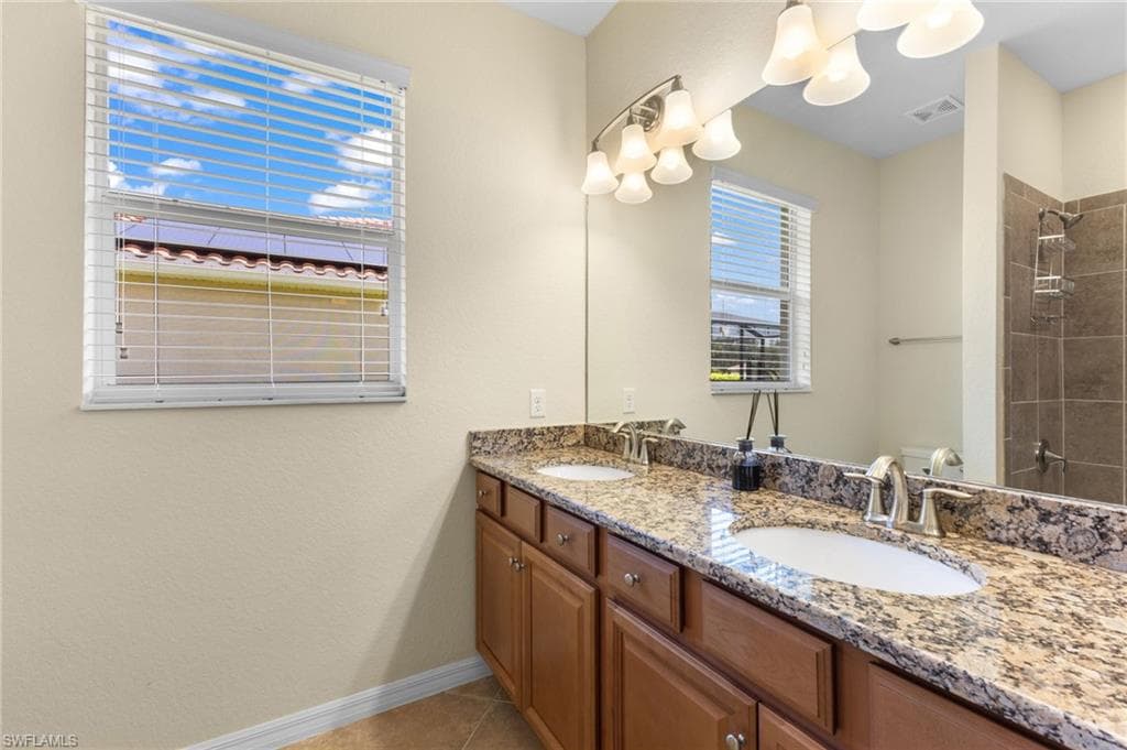 2255 Vermont Ln, Naples, FL 34120-6