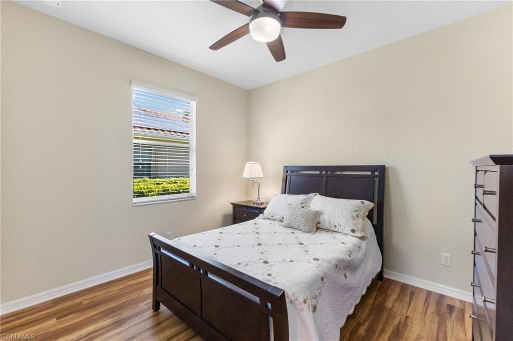 2255 Vermont Ln, Naples, FL 34120-7
