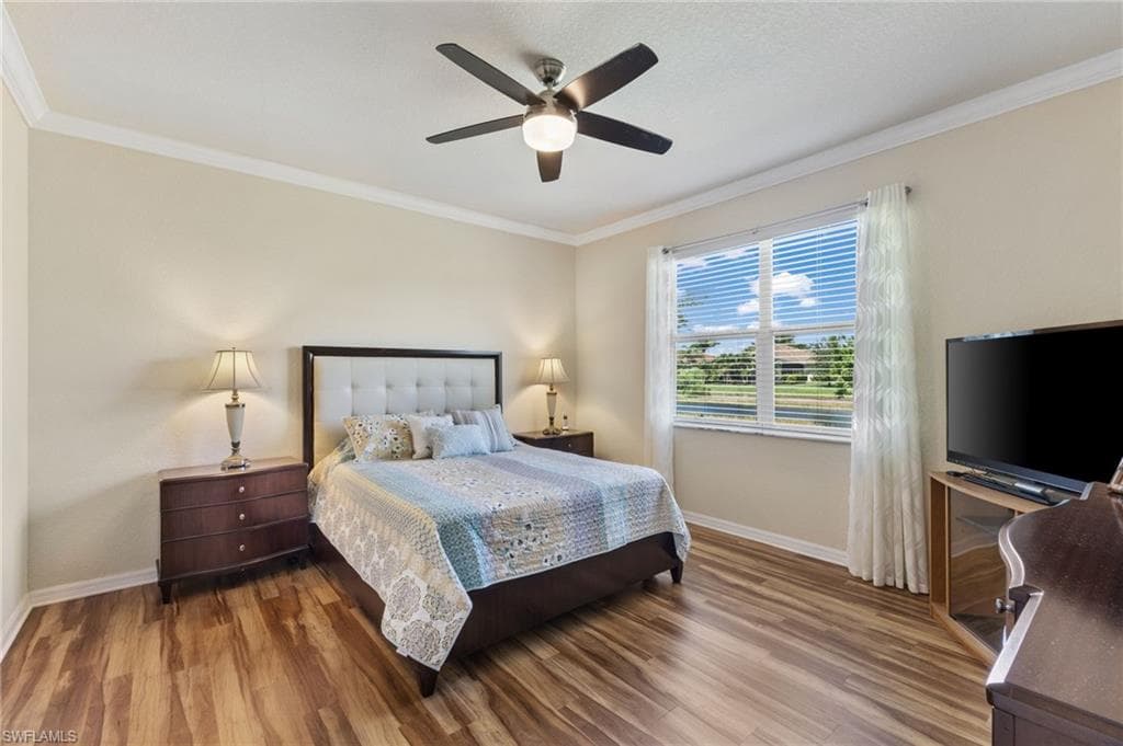 2255 Vermont Ln, Naples, FL 34120-8