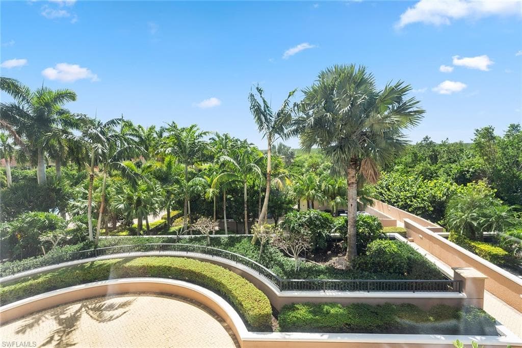 1060 Borghese Ln 206, Naples, FL 34114-43