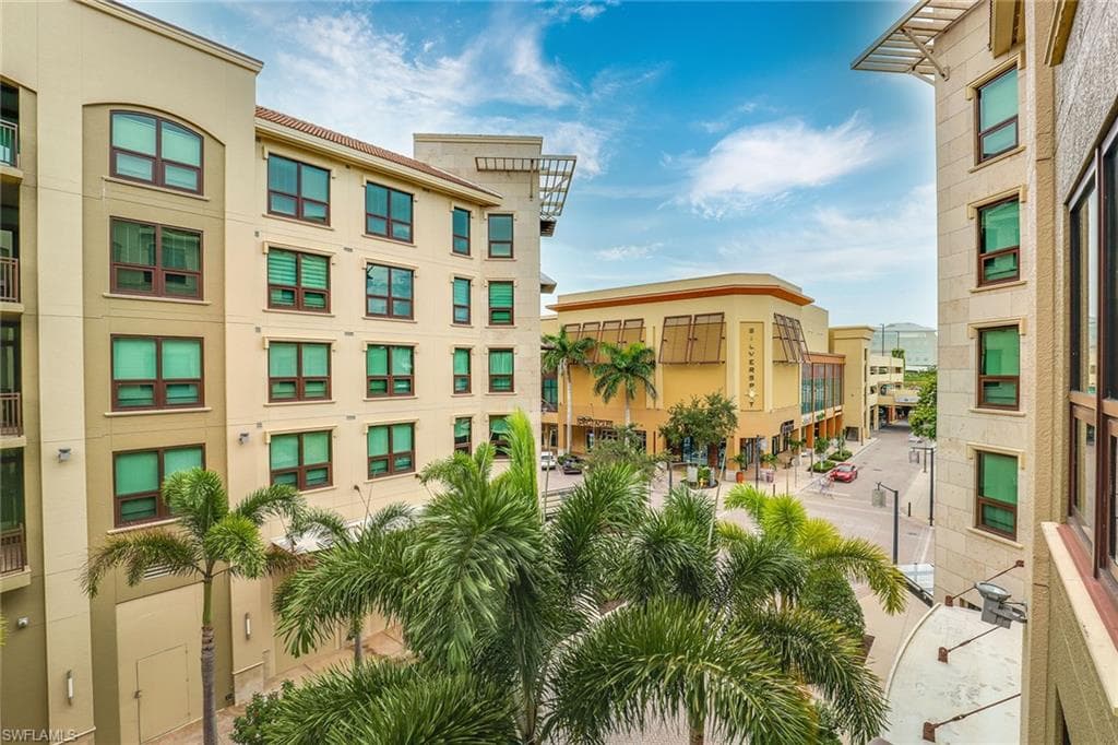 9115 Strada Pl 5301, Naples, FL 34108-21