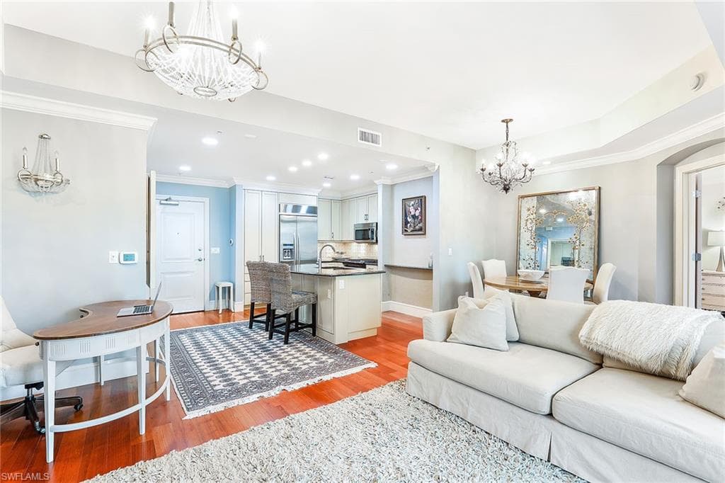 9115 Strada Pl 5301, Naples, FL 34108-8