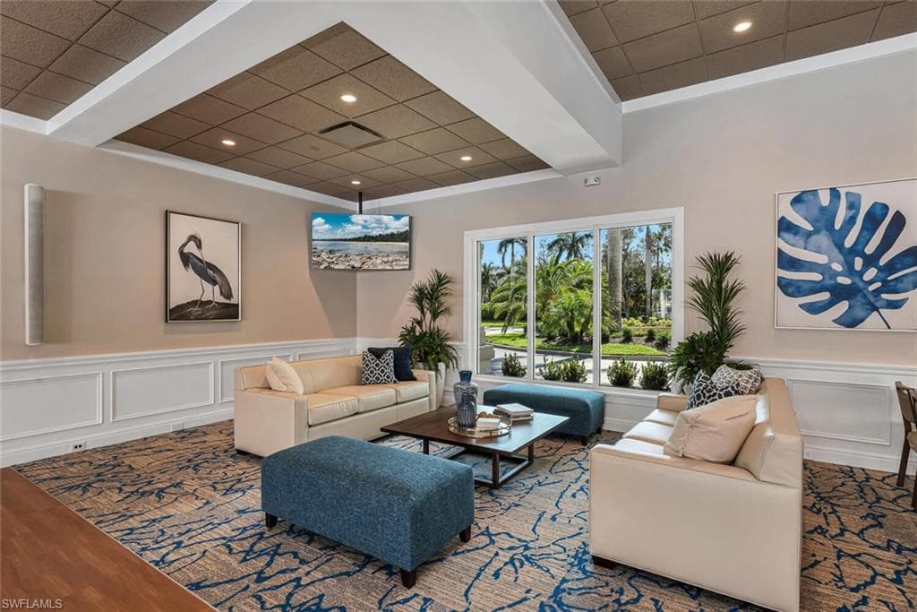 4948 Coach Ln, Naples, FL 34114-23