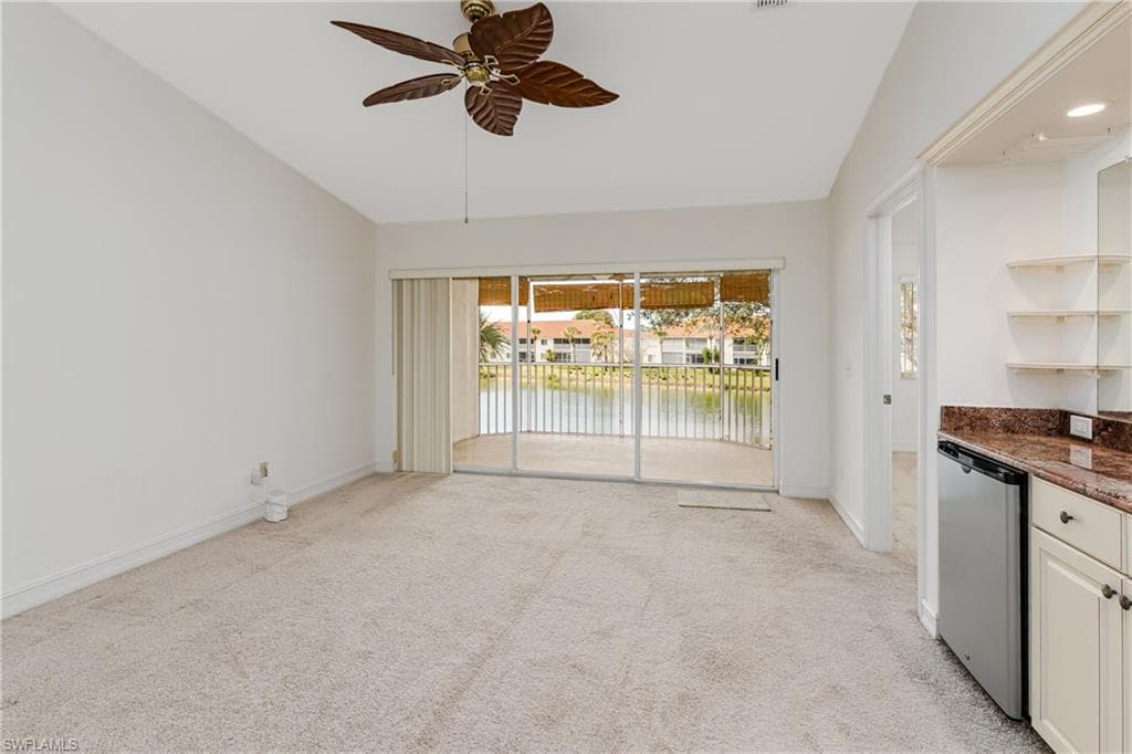 655 Luisa Ln 4, Naples, FL 34104-22
