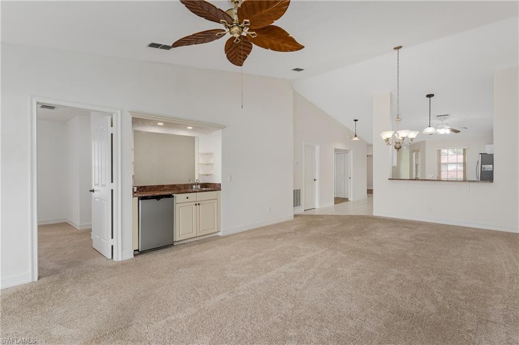 655 Luisa Ln 4, Naples, FL 34104-26