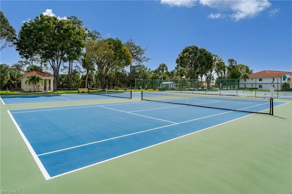 655 Luisa Ln 4, Naples, FL 34104-42