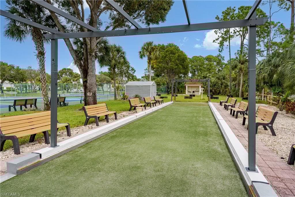 655 Luisa Ln 4, Naples, FL 34104-45