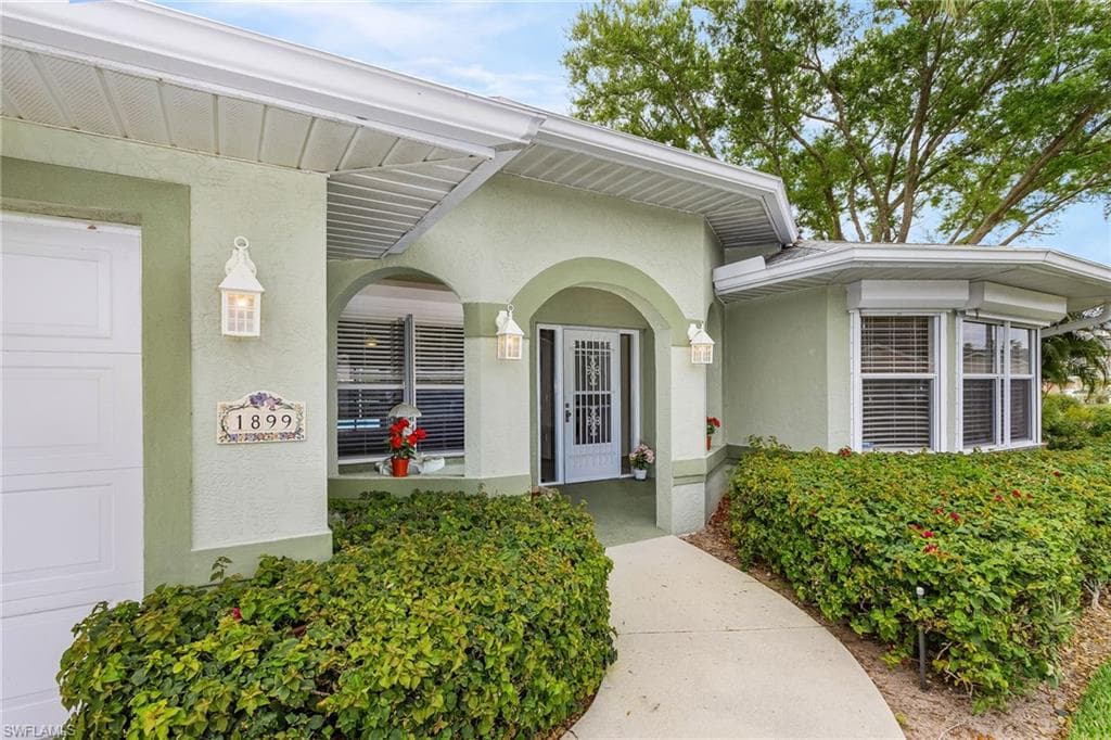 1899 Piccadilly Circus, Naples, FL 34112-4