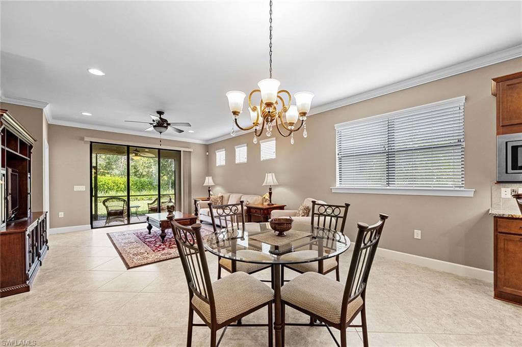 7638 Jacaranda Ln, Naples, FL 34114-15