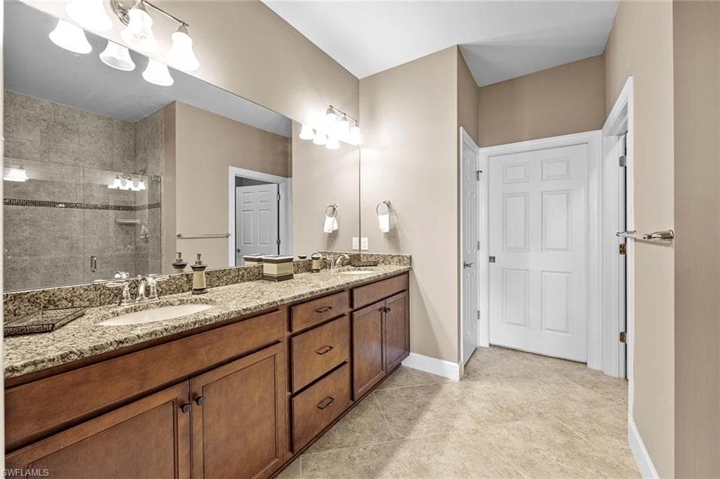 7638 Jacaranda Ln, Naples, FL 34114-18