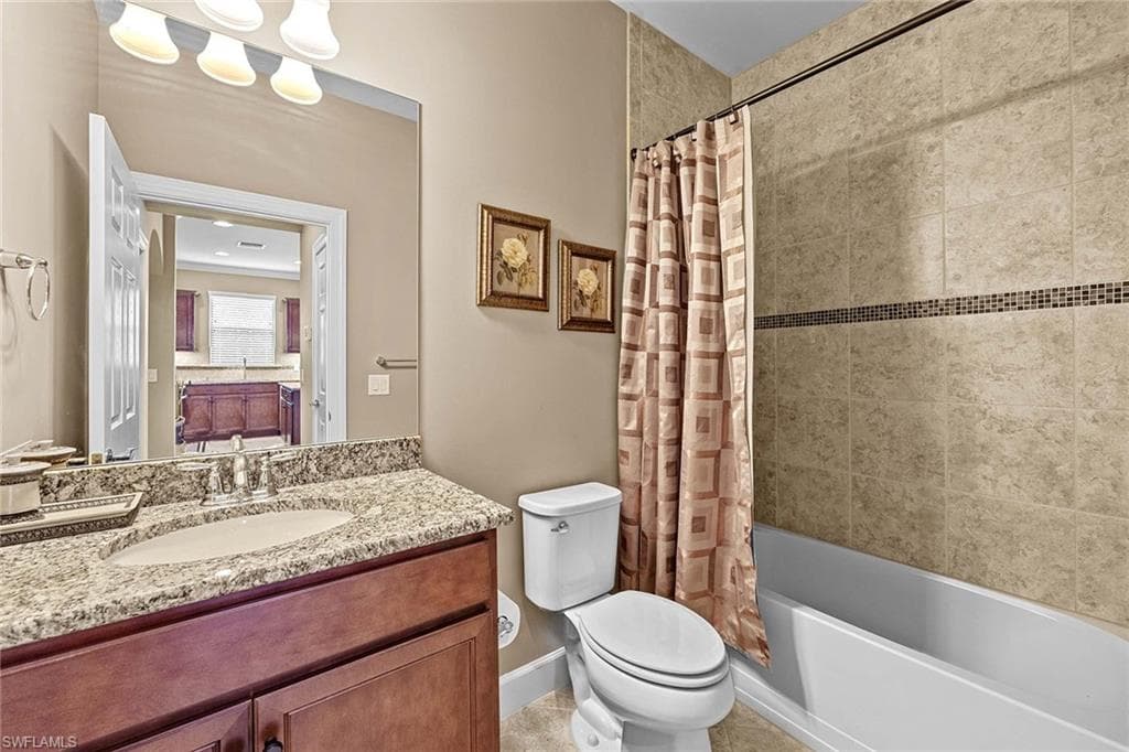 7638 Jacaranda Ln, Naples, FL 34114-22