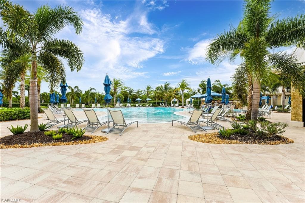 7638 Jacaranda Ln, Naples, FL 34114-30