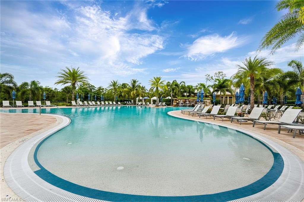 7638 Jacaranda Ln, Naples, FL 34114-34