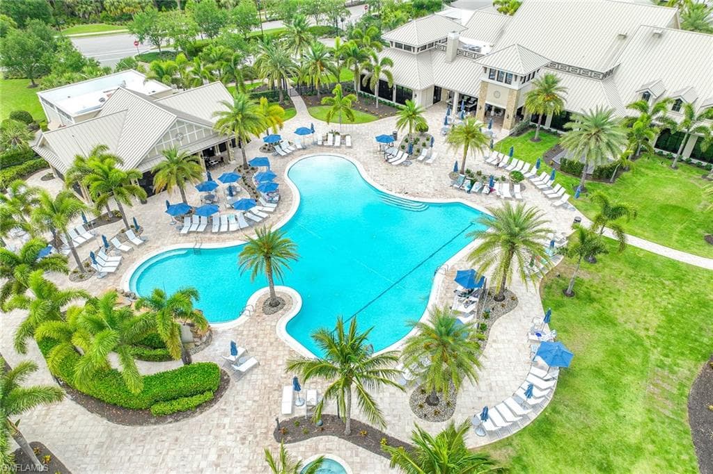 7638 Jacaranda Ln, Naples, FL 34114-47
