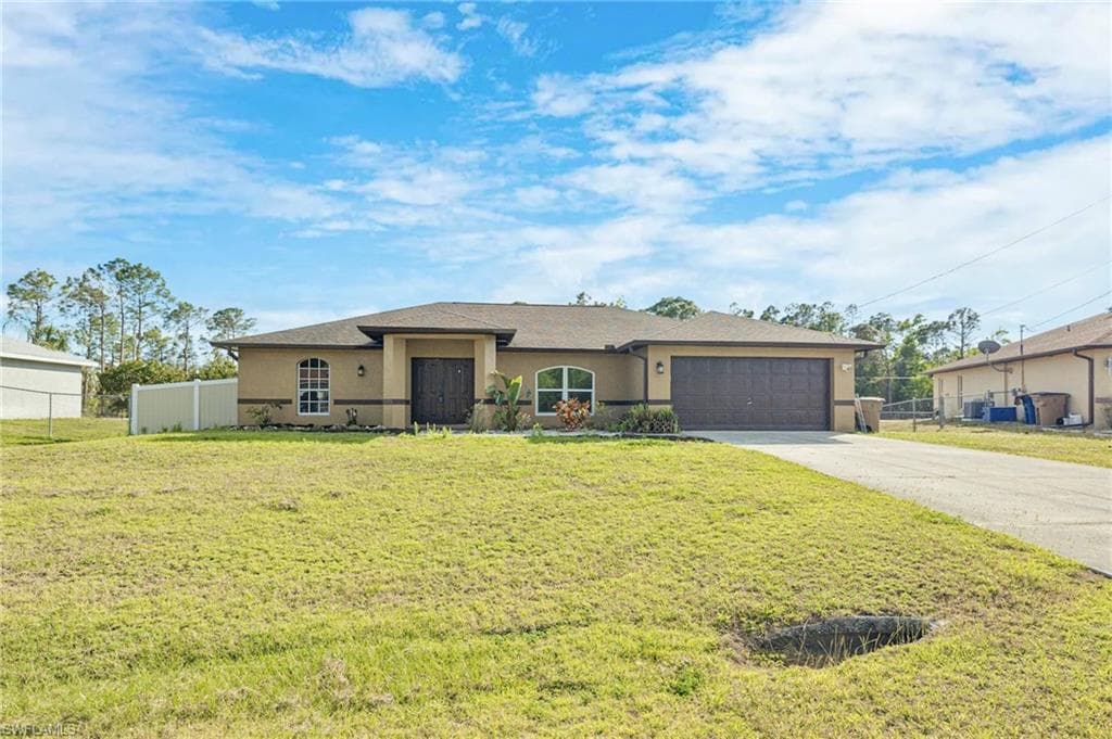 431 Boleyn Cir, Lehigh Acres, FL 33974-2