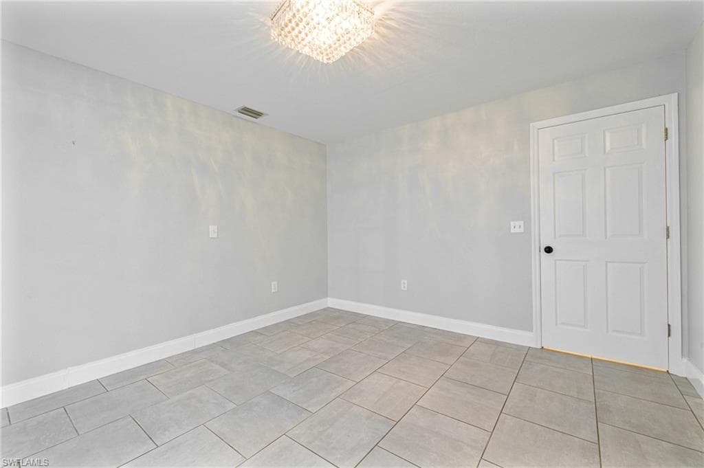 431 Boleyn Cir, Lehigh Acres, FL 33974-7