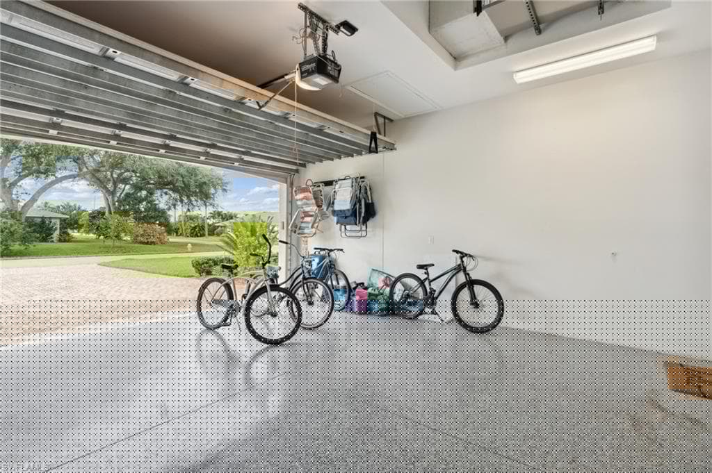 603 104th Ave N, Naples, FL 34108-28