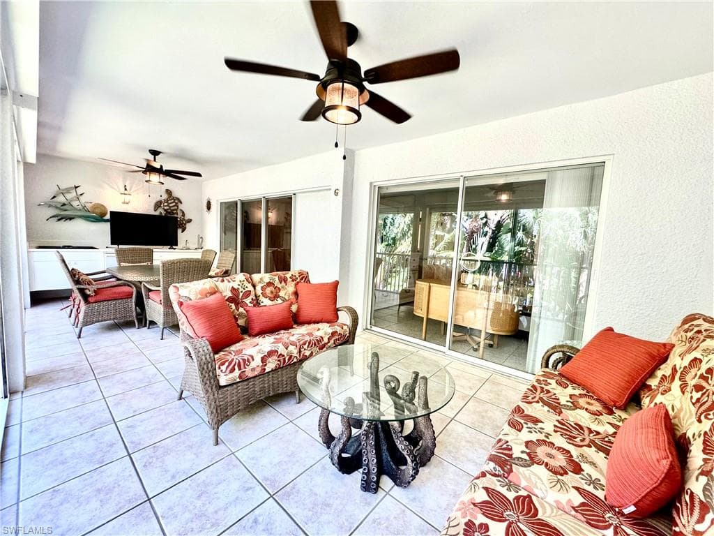 2055 Cascades Dr 5104, Naples, FL 34112-20