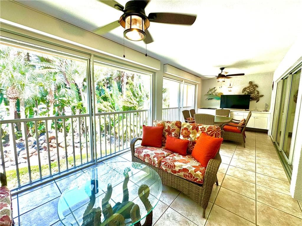 2055 Cascades Dr 5104, Naples, FL 34112-21