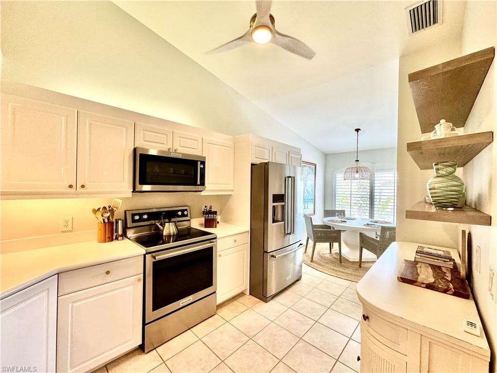 2055 Cascades Dr 5104, Naples, FL 34112-2