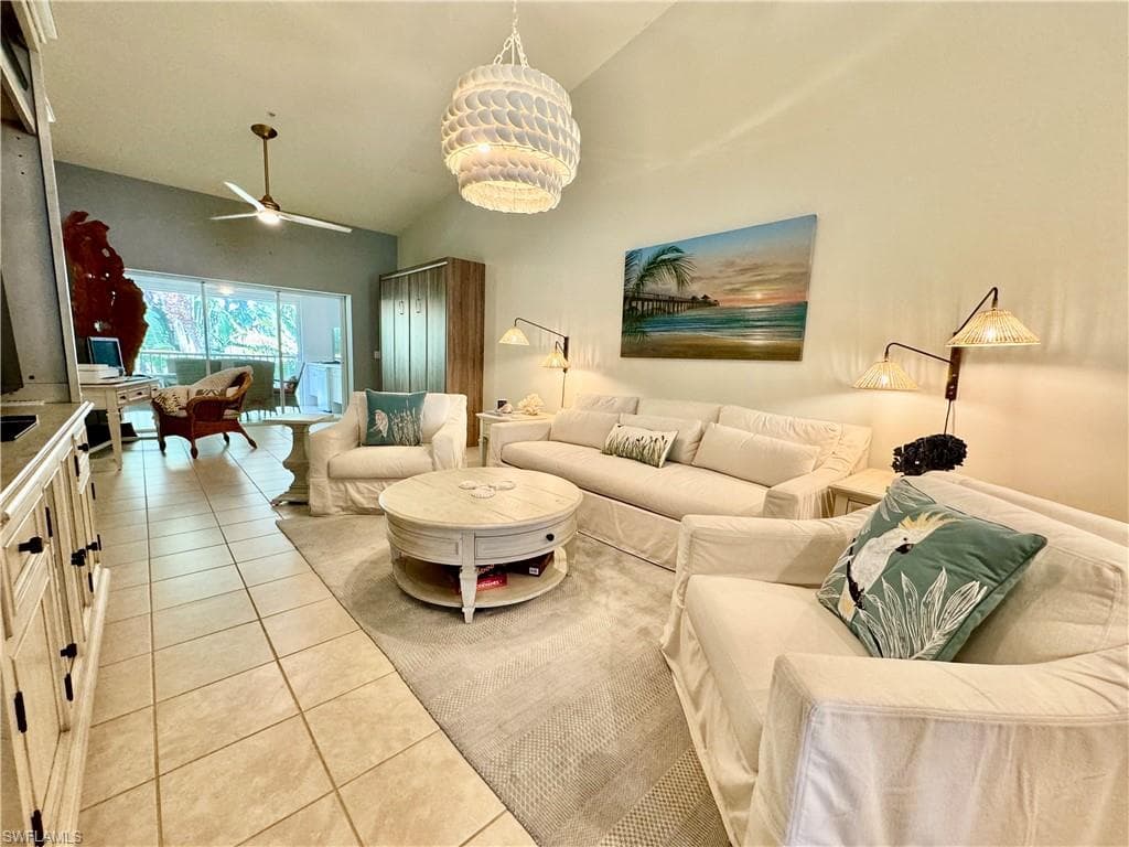 2055 Cascades Dr 5104, Naples, FL 34112-5