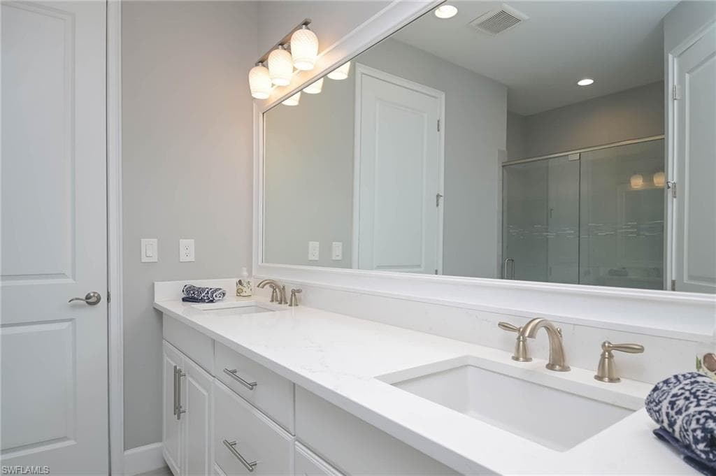 8013 Calle Canovas Ct, Naples, FL 34114-20