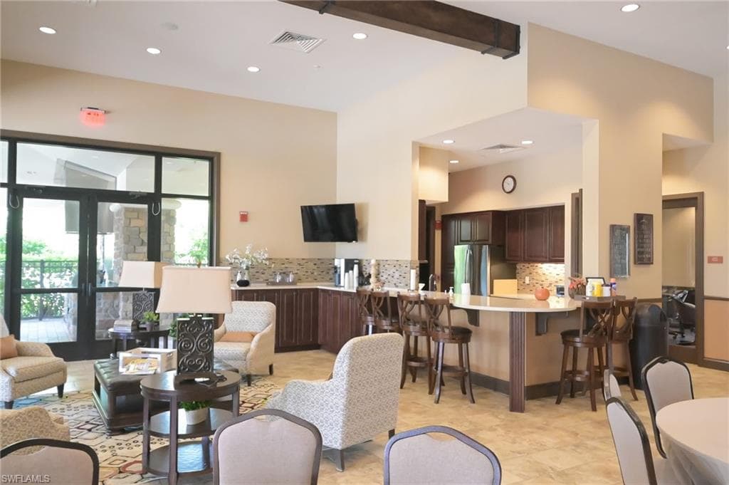 8013 Calle Canovas Ct, Naples, FL 34114-31
