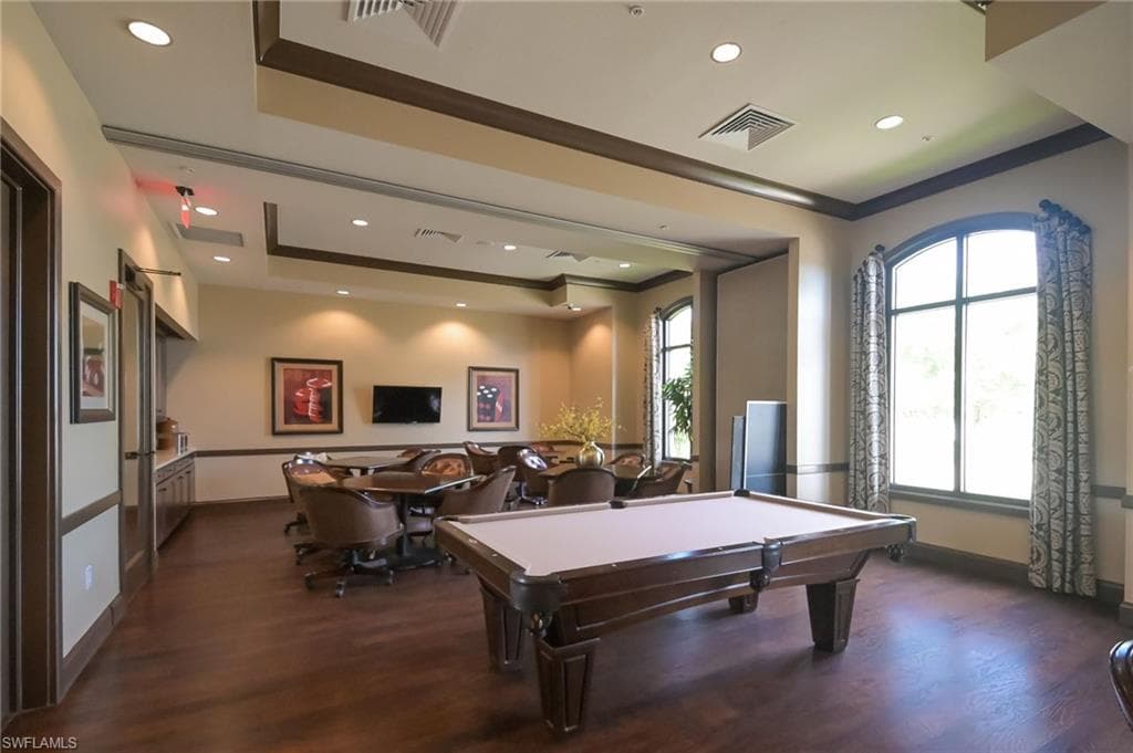 8013 Calle Canovas Ct, Naples, FL 34114-33