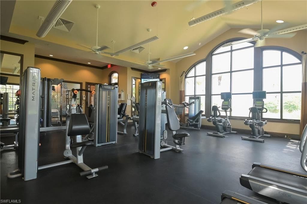 8013 Calle Canovas Ct, Naples, FL 34114-34