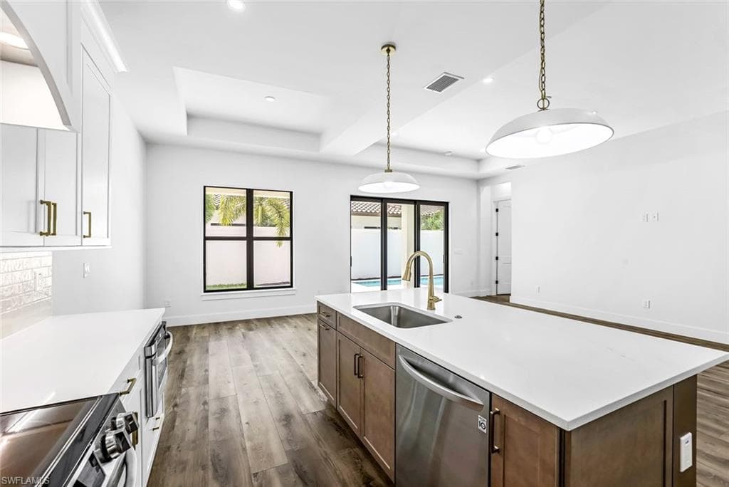 7972 Cordoba Pl, Naples, FL 34113-3