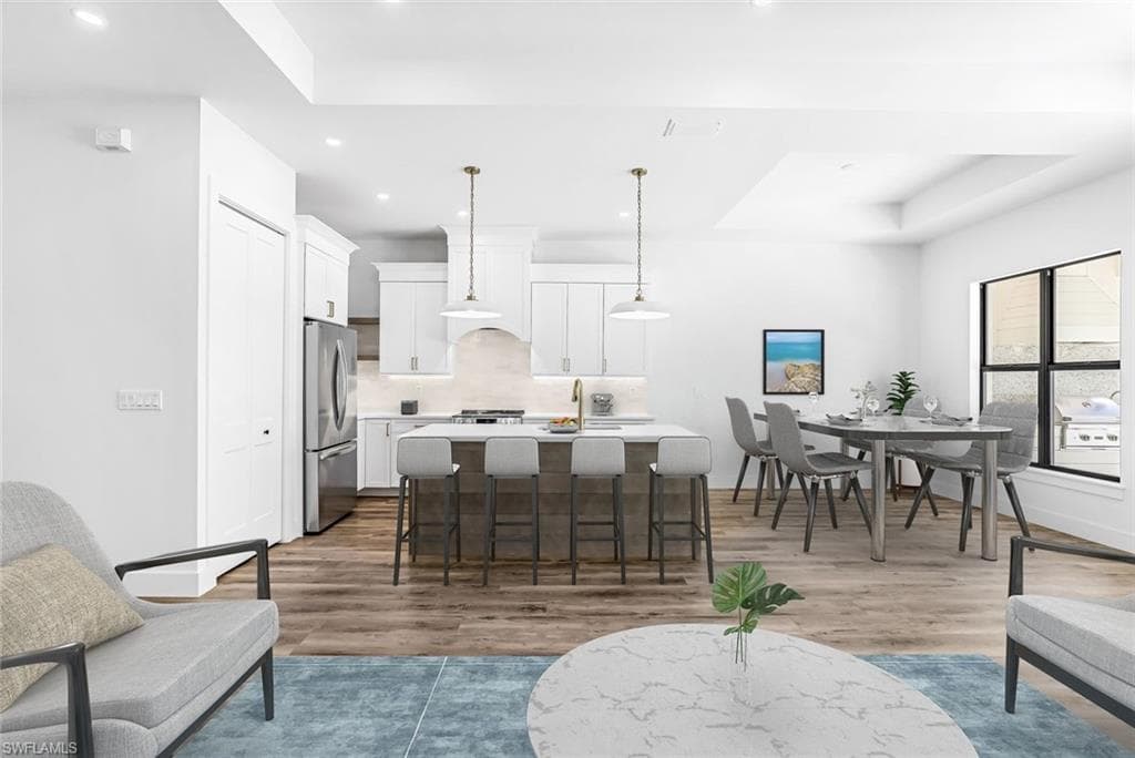 7972 Cordoba Pl, Naples, FL 34113-4