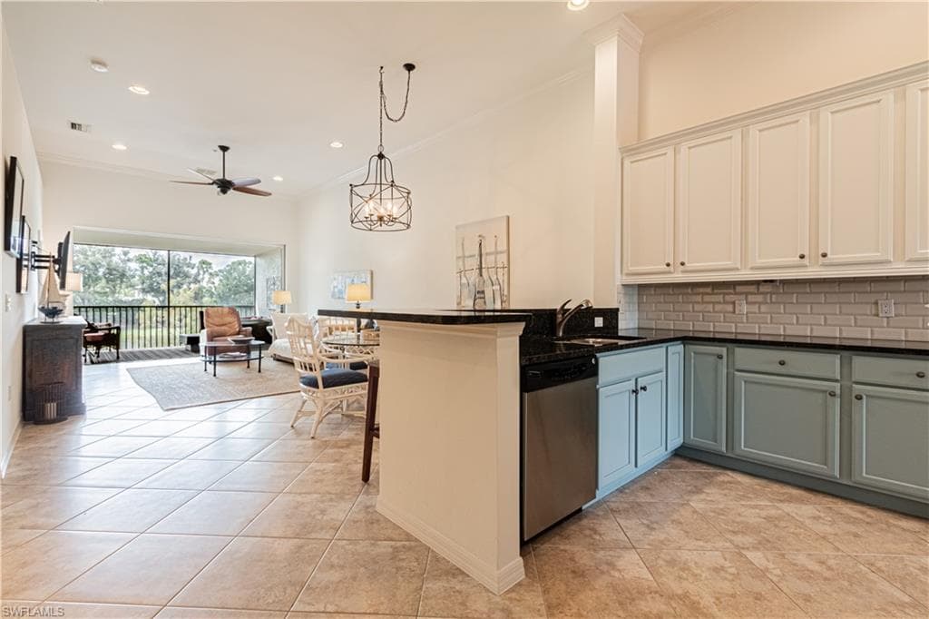 11031 Corsia Trieste Way 203, Bonita Springs, FL 34135-11