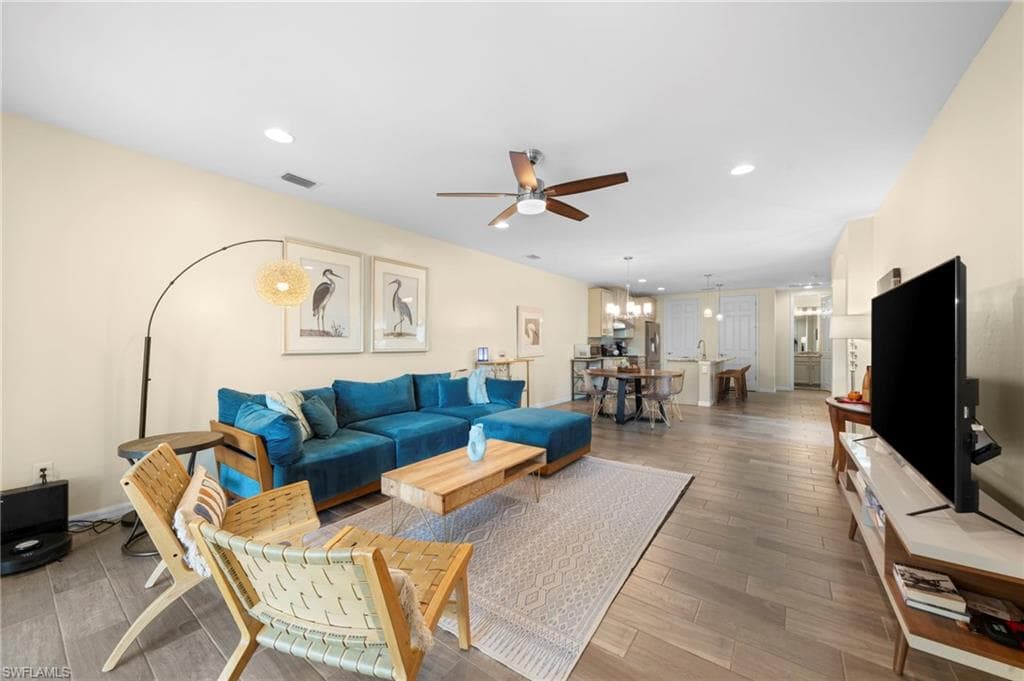 14867 Edgewater Cir, Naples, FL 34114-12
