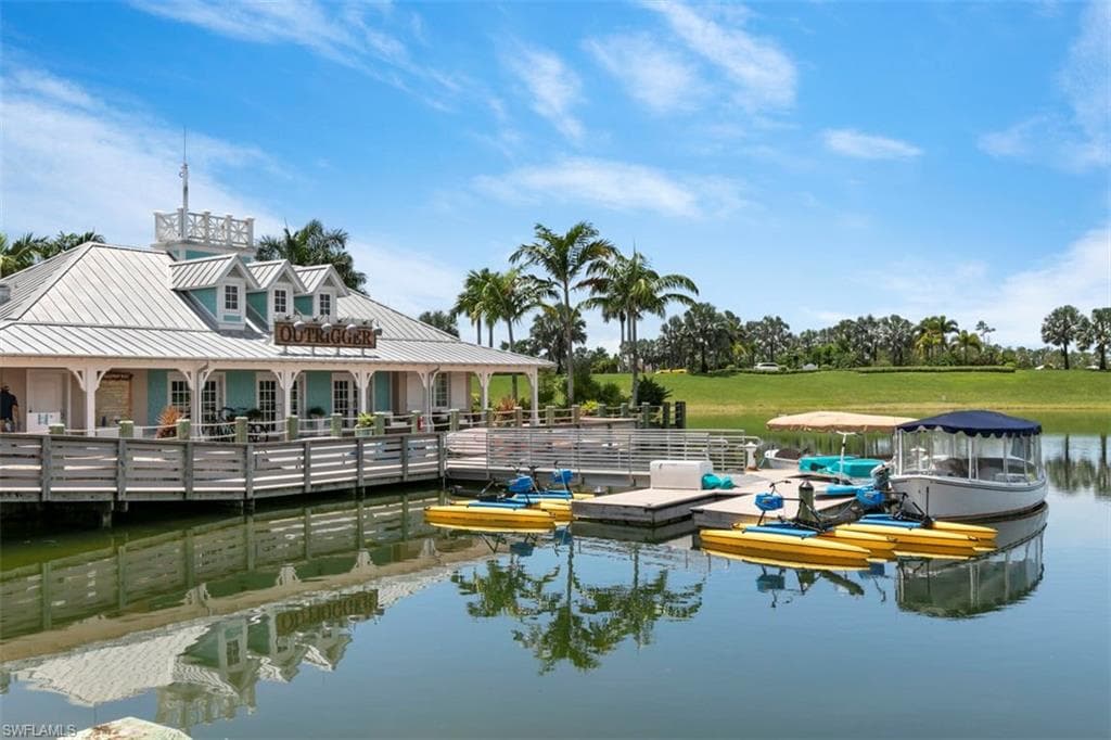 14867 Edgewater Cir, Naples, FL 34114-47