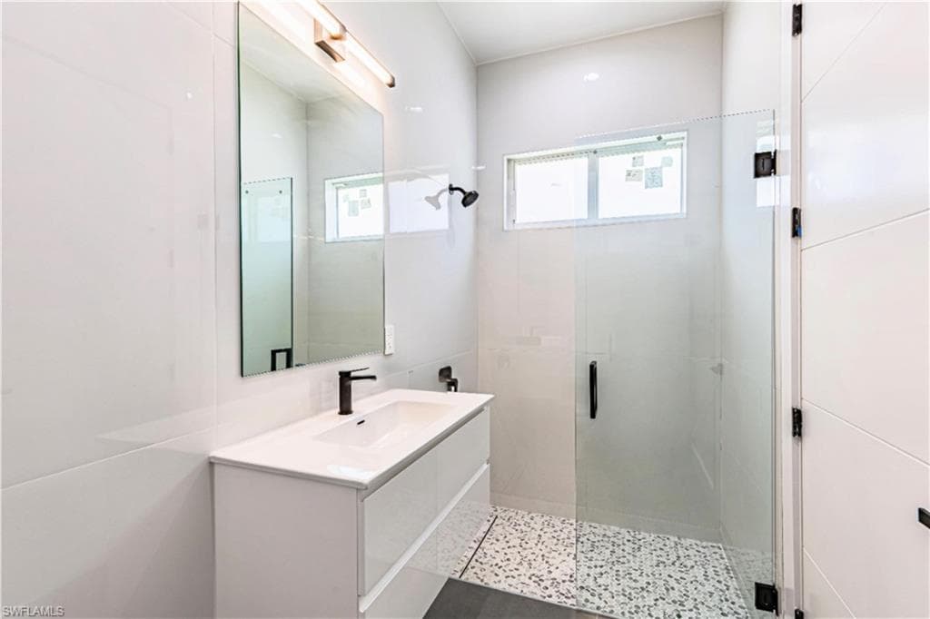 4629 10th Ave SE, Naples, FL 34117-21