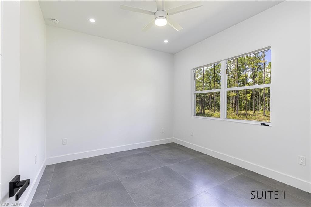 4629 10th Ave SE, Naples, FL 34117-22