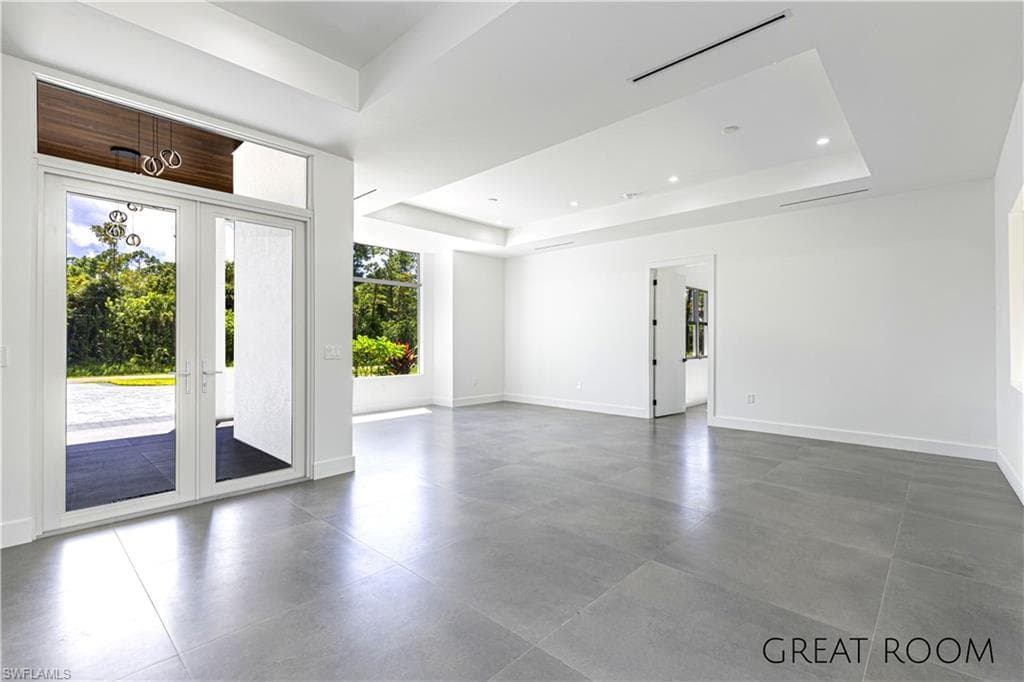 4629 10th Ave SE, Naples, FL 34117-5