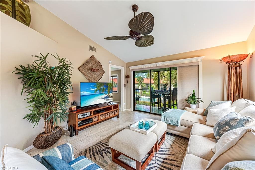 4983 Pepper Cir H206, Naples, FL 34113-9