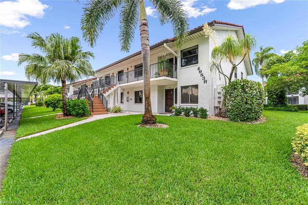 4983 Pepper Cir H206, Naples, FL 34113-1