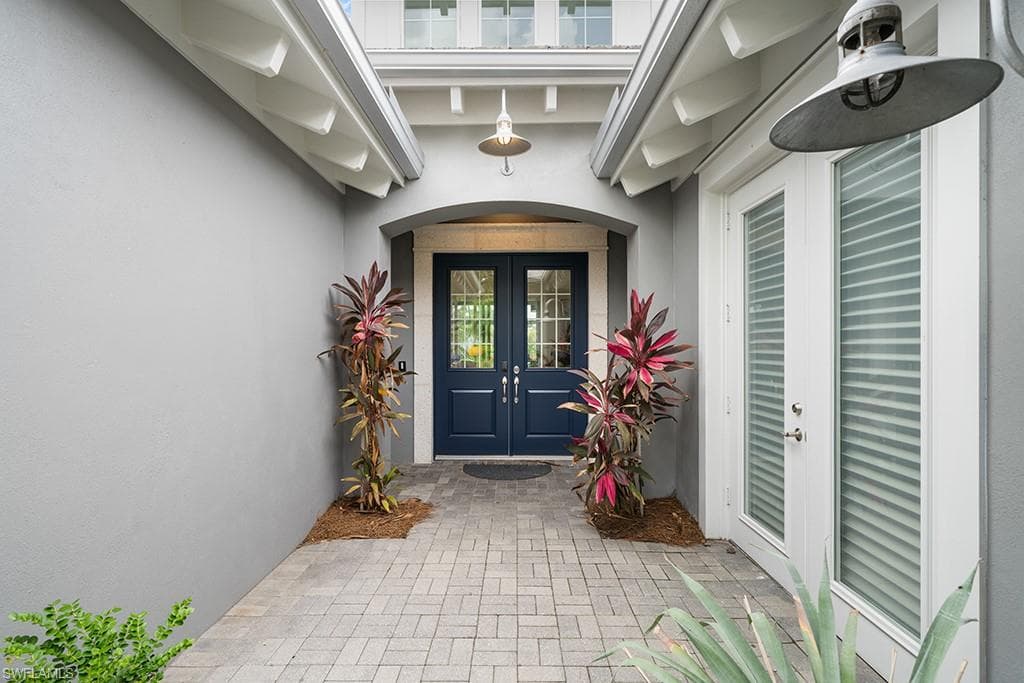 5154 Andros Dr, Naples, FL 34113-35